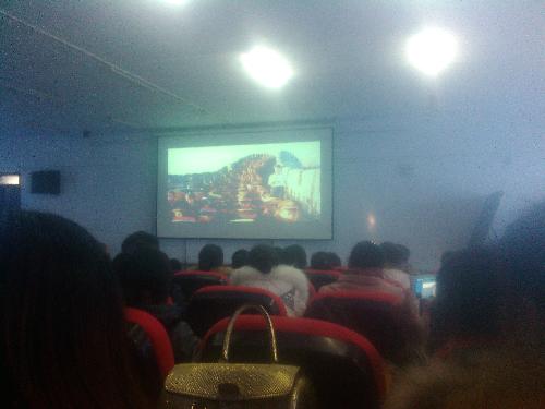 陪孩子一起成长作文