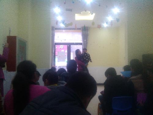 陪孩子一起成长作文