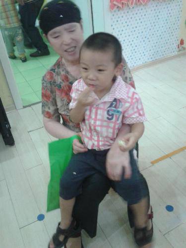 ڻ