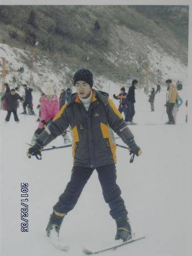 快乐假期感受幸福——金象山滑雪【母子擂台之小聪篇】作文