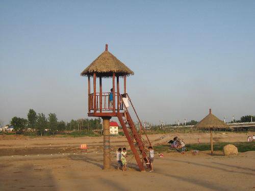 快乐金沙滩作文