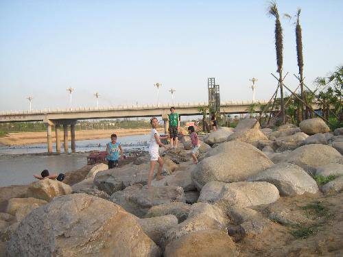 快乐金沙滩作文