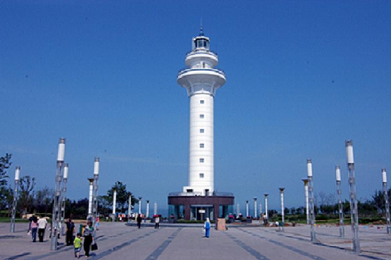 日照沂水欢乐游.2(美丽的灯塔,前进的航标)作文