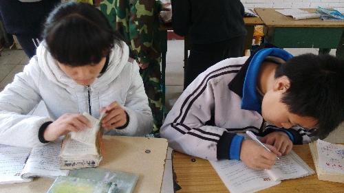 当我们允许让学生做决定的时候。。。作文