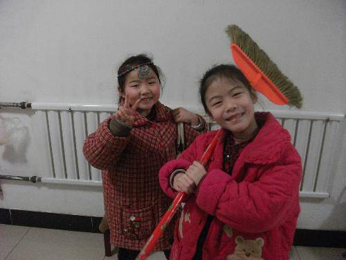 女儿们的成长日记(2013-01-25)作文