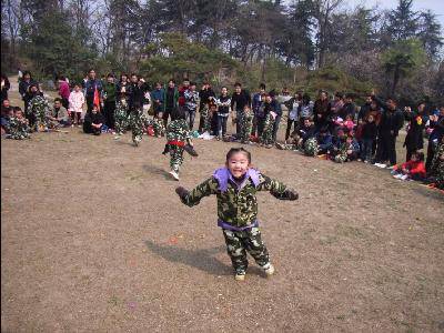 走进春天,放飞梦想——春游活动进行曲作文