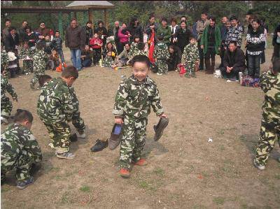 走进春天,放飞梦想——春游活动进行曲作文