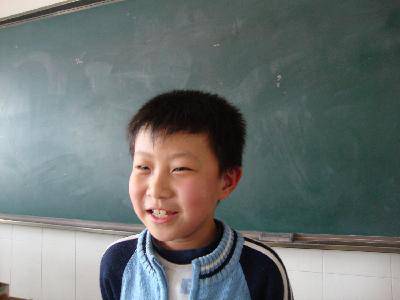 让书传递快乐与自信作文