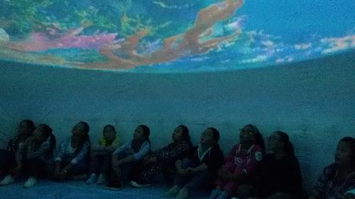 引领孩子的科学视角作文