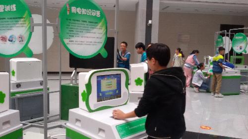 引领孩子的科学视角作文