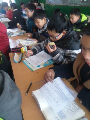 放大幸福,扩散幸福-----圣诞节更快乐作文