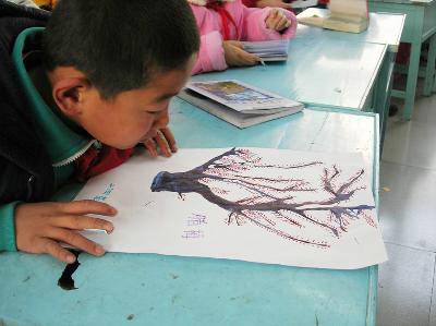 美的律动 ——二年级美术综合素质展示作文