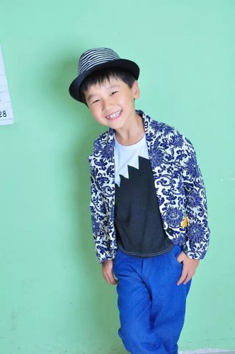 因为勇敢而坚强 ——儿子8岁生日寄语作文