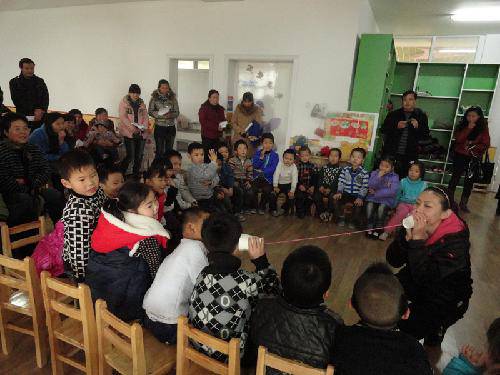 观摩活动架桥梁,家园共育是心声作文