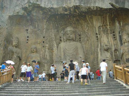 游龙门石窟作文