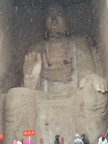 雪中逛庙会作文