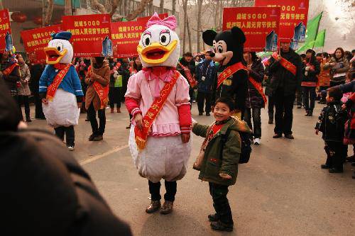 春节系列之元宵节看民俗表演作文