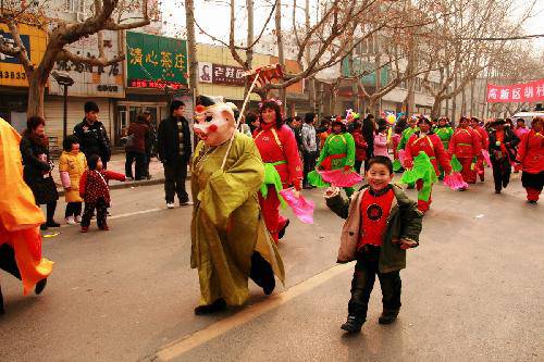 春节系列之元宵节看民俗表演作文