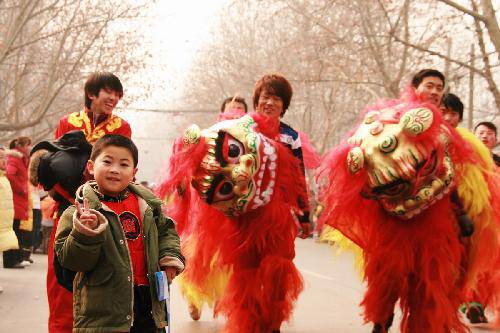 春节系列之元宵节看民俗表演作文