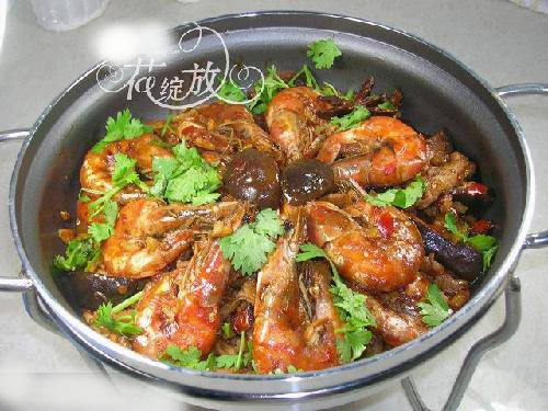 想学烧菜跟我一起来——干锅虾作文