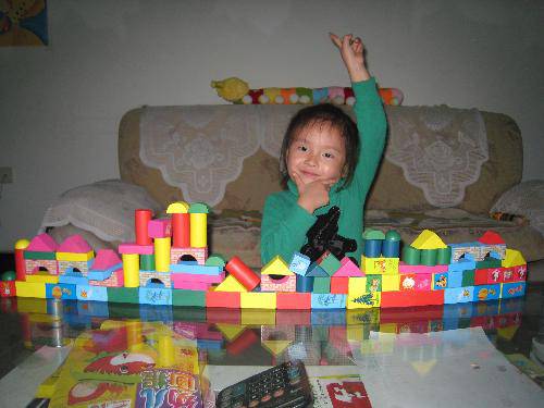 搭积木火车,唱儿歌讲故事作文