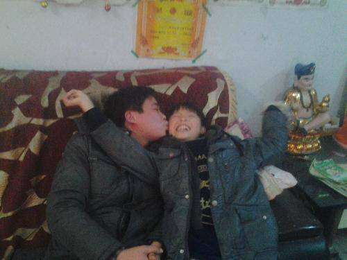 我为爸爸洗脸洗脚作文