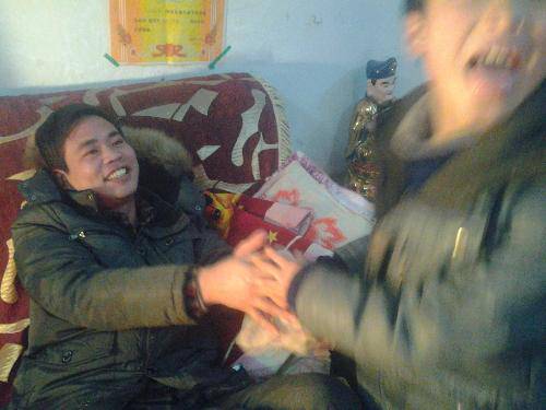 我为爸爸洗脸洗脚作文