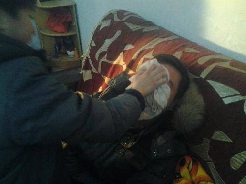 我为爸爸洗脸洗脚作文