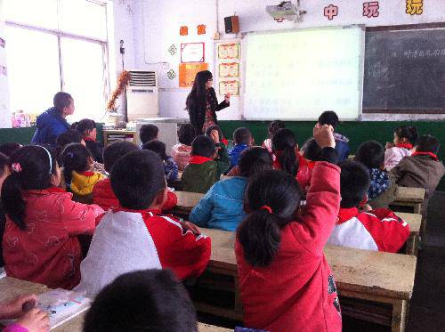 走进课堂,感受幸福,收获快乐 --家长开放日有感作文