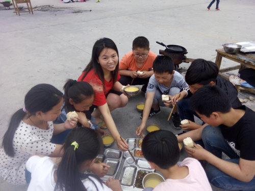 期盼已久的军训生活--记五四班军训作文