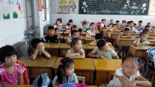 一年级下学期家长会发言稿作文