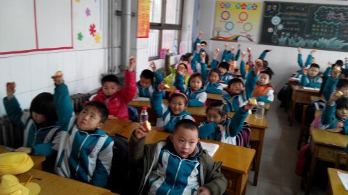 一年级下学期家长会发言稿作文