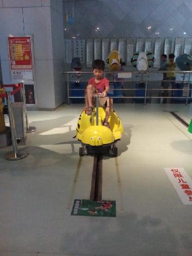 “自驾”一日游之焦作科技馆作文