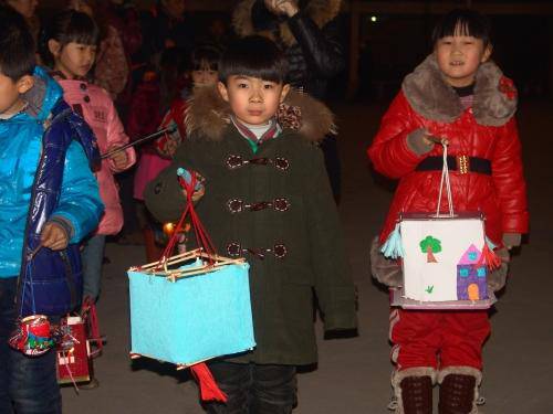 美丽的灯,美丽的会!作文