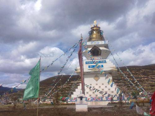 人间仙境九寨沟作文