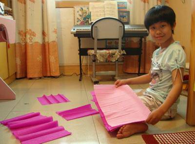 当好孩子科学路上的引路人作文