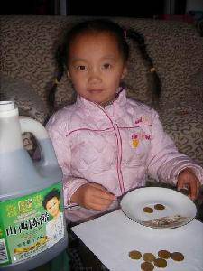 科学小实验(6)——5角硬币变得金灿灿!作文