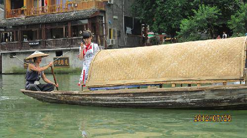 嗅遗留史香——游历日记第一篇作文