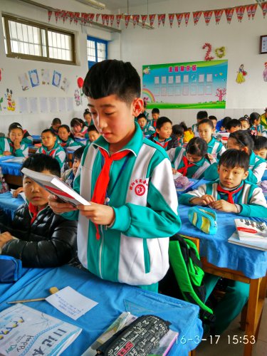 班级读书交流会之《佐贺的超级阿嬷》作文