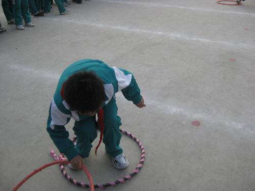 首届体育节照片作文