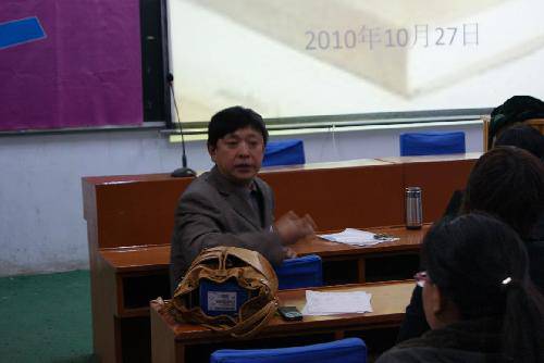 “书馨读写社”那些事作文