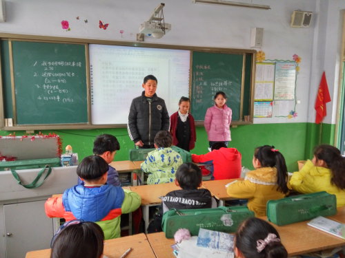 春韵——三月新教育记事作文