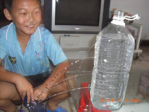 看谁射的远 ——【我做物理实验】作文