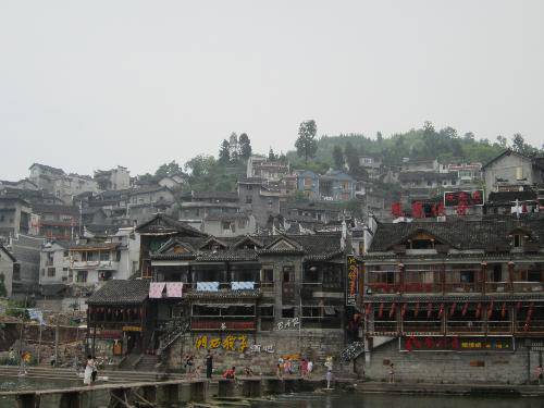 这个夏天,因“爱”而精彩作文