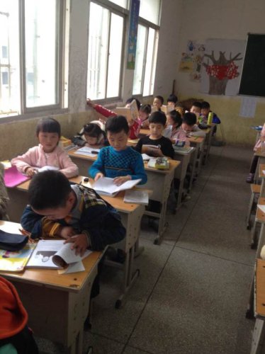 《我和小姐姐克拉拉》开读啦(1)作文