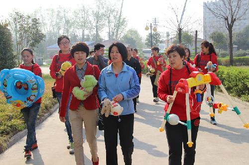 学雷锋 献爱心作文
