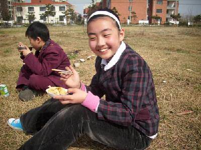 特别的野炊——我们的春游野炊(下)作文