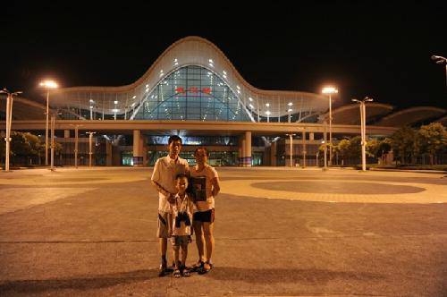 江城之旅---城市印象作文