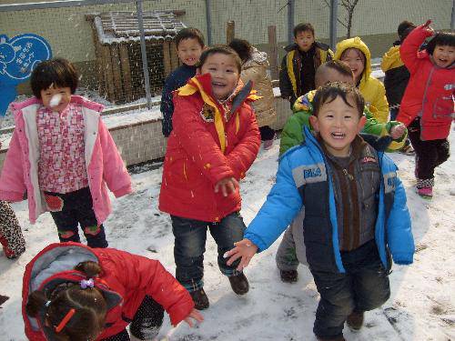 雪花带来的欢乐~(图)作文