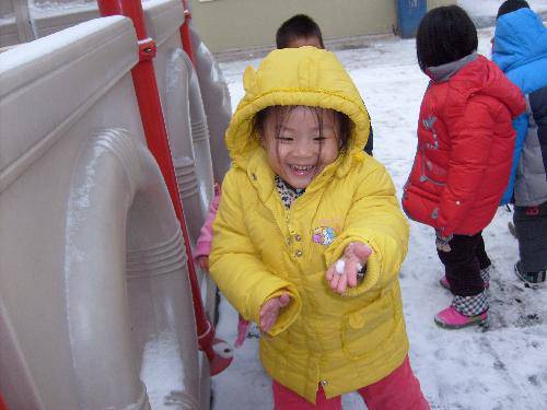 雪花带来的欢乐~(图)作文
